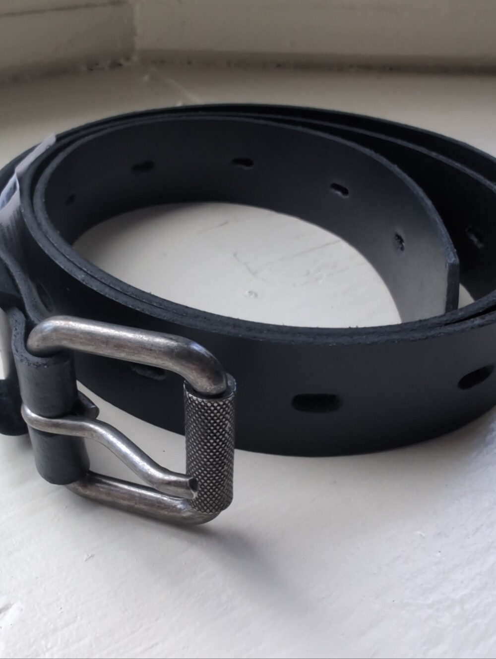 Black unisex real leather fully adjustable waist or hip belt with slvr tn buckle